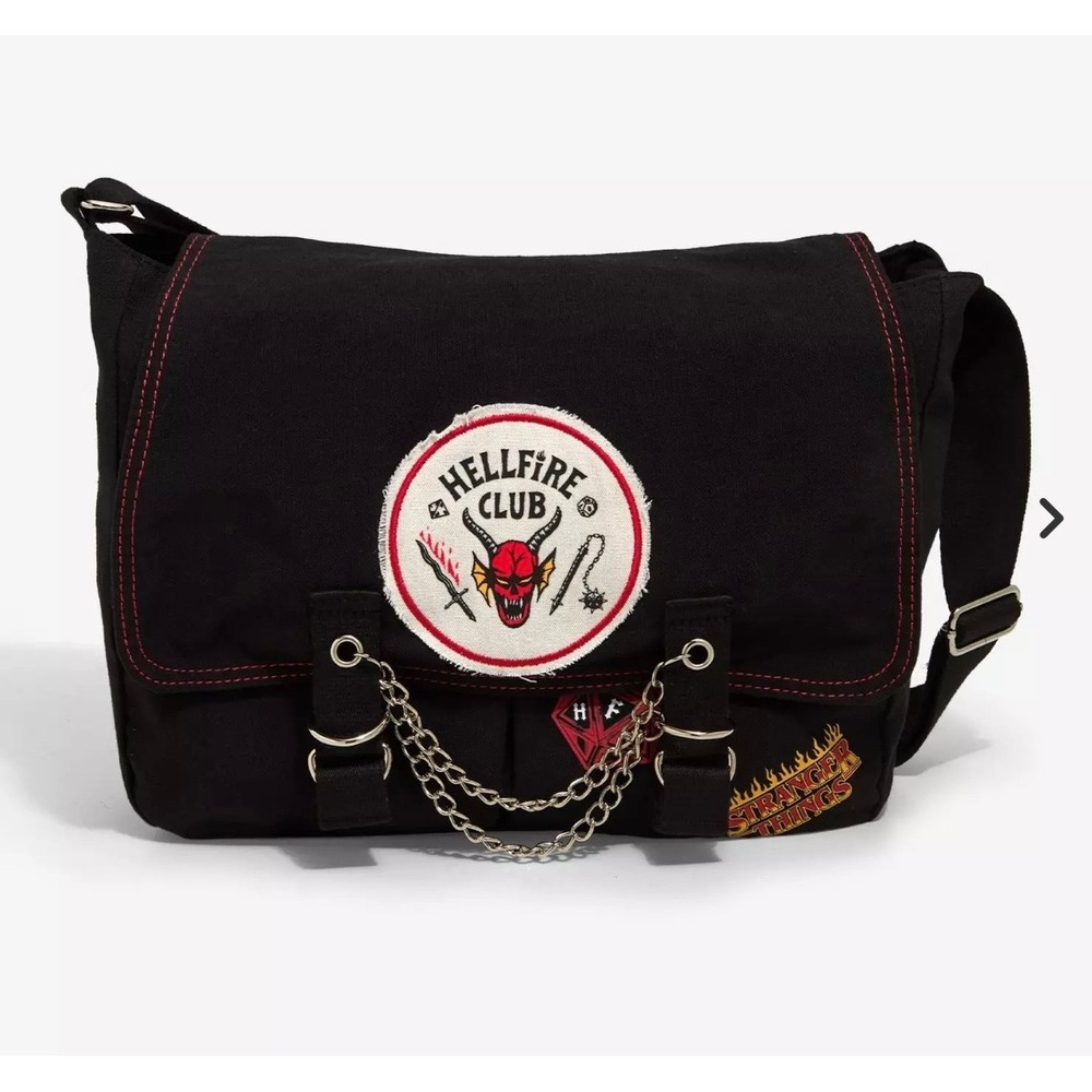 Stranger Things Hellfire Club Messenger Bag Chain Hot Topic D&D Black